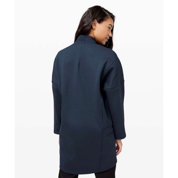 [Lululemon] Take A Stroll Jacket - Picture 2 of 8
